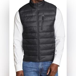 NWT Men's Eddie Bauer front zip
Pocket gray Puffer Vest